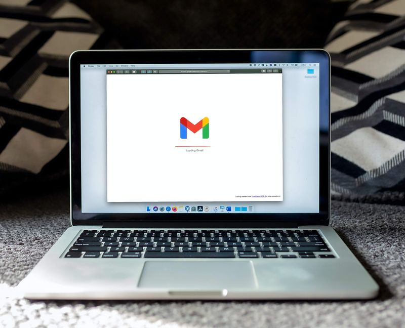 9 effective tips to create great email content